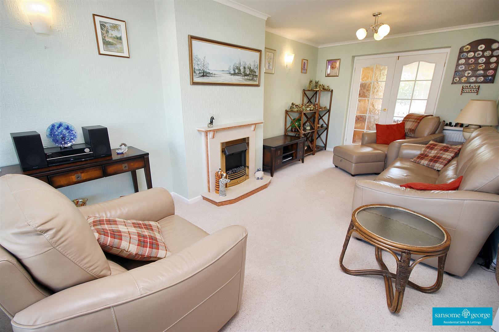 2 bed property in Foxcombe Drive, Reading